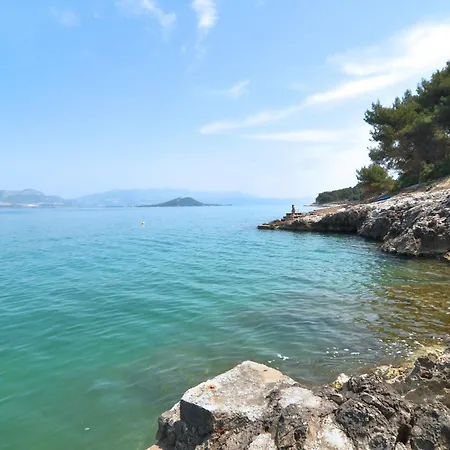 Tojcic, 1 Min Walk To The Apartment *