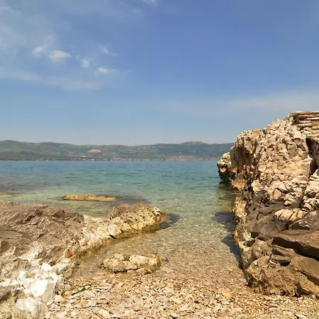Tojcic, 1 Min Walk To The Apartment